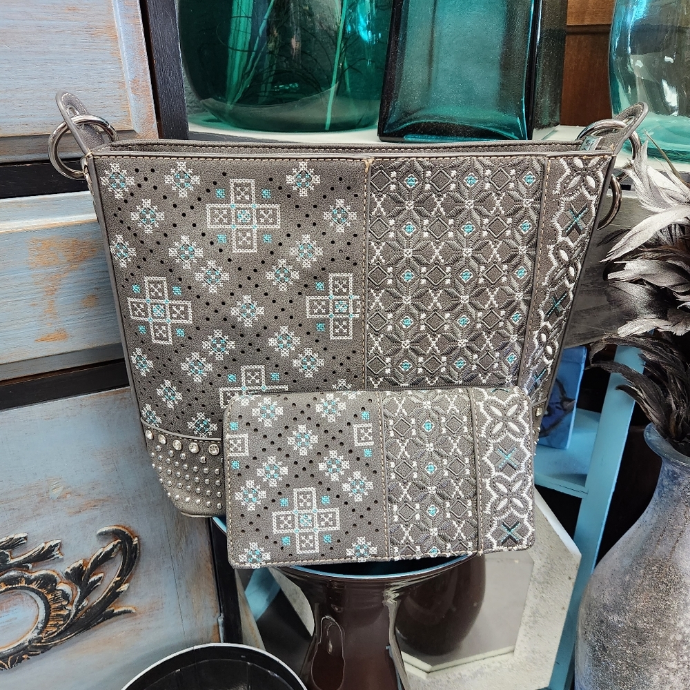 Montana West Cc purse and wallet